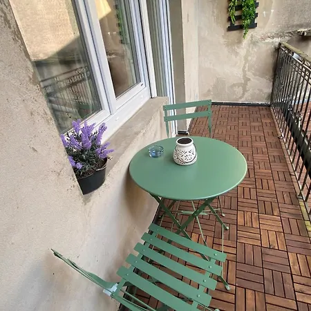Place Du Bonheur Bel F2 Apartment