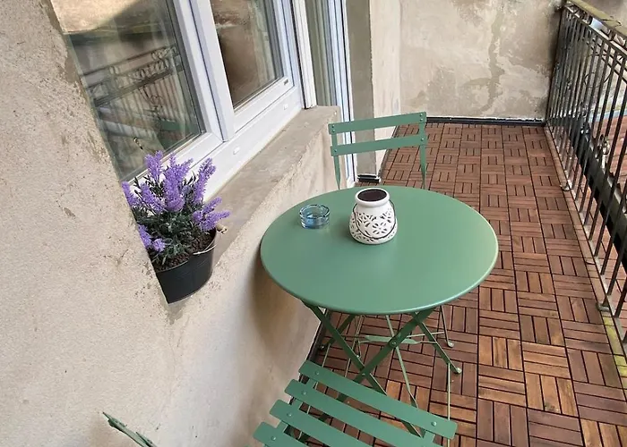 Place Du Bonheur Bel F2 Appartement